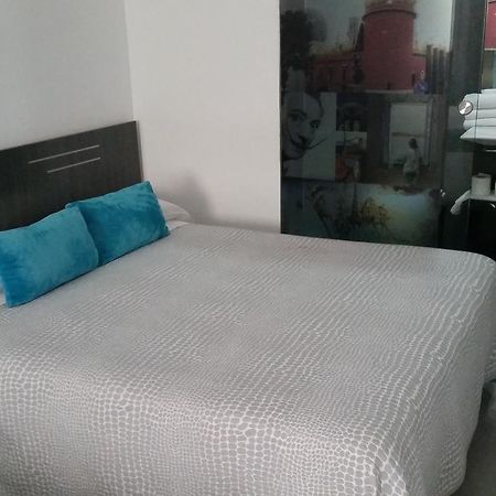 Bed&Breakfast 10 Girona Exterior foto